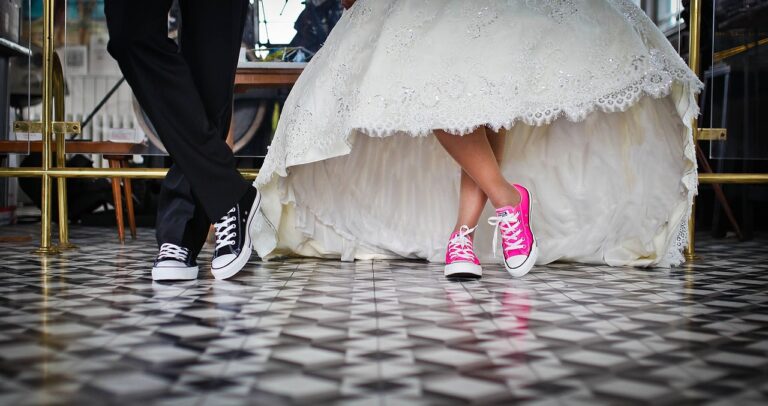 En esta nueva publicación del blog te vamos a explicar qué es el "kit de supervivencia para la boda" y lo que debería incluir