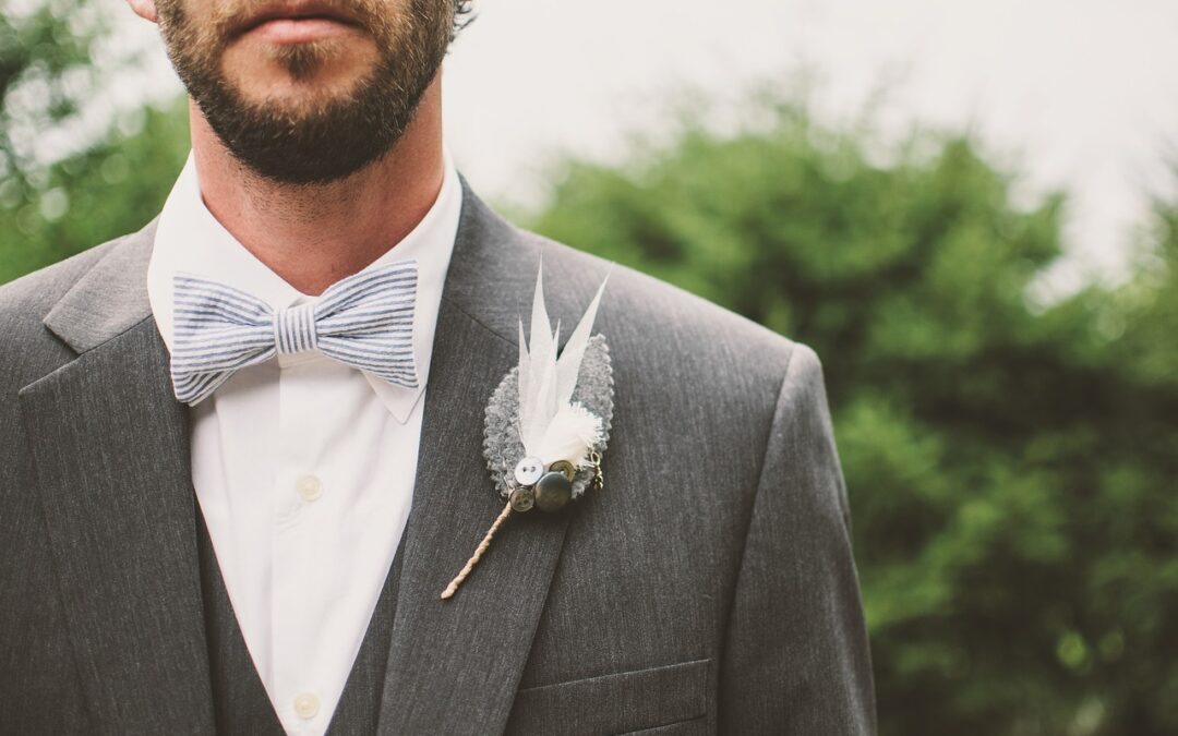 Elegancia nupcial: ¿pajarita o corbata para el novio? Encuentra la elección perfecta para tu boda