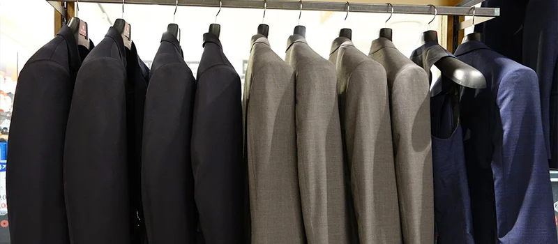Si quieres saber qué tener en cuenta para evitar los errores comunes al elegir el traje de novio, no puedes perderte éste nuevo artículo.